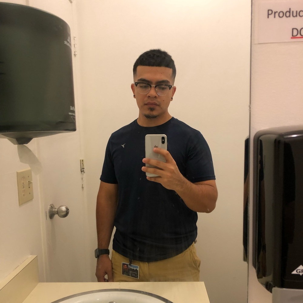 Meet your Posher, Gonzalo